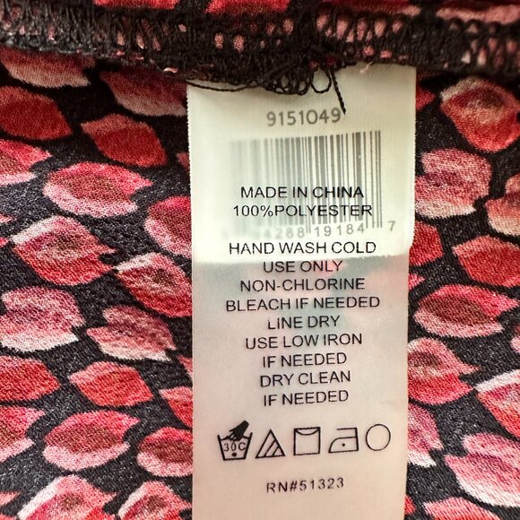 Vince Camuto Sleeveless Cowl Neck Top - Picture 6 of 6